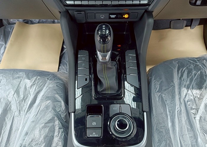 Used 7
                    ISUZU
                     for Sale Image