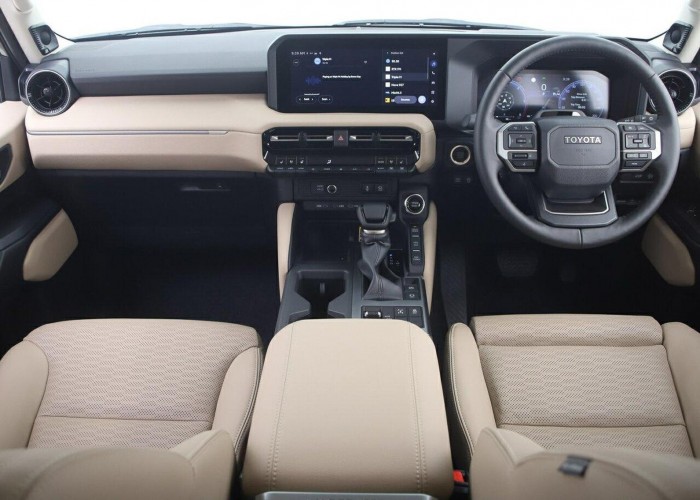 Used 1
                    TOYOTA
                     for Sale Image