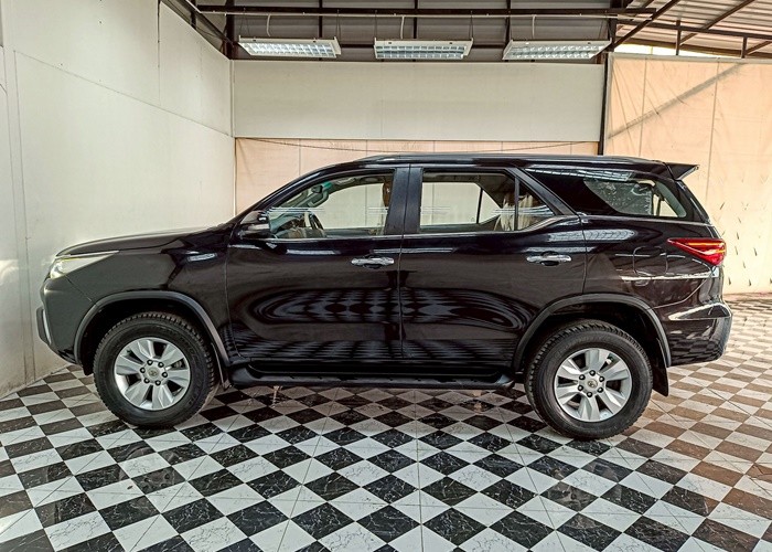 Used 12
                    TOYOTA
                     for Sale Image