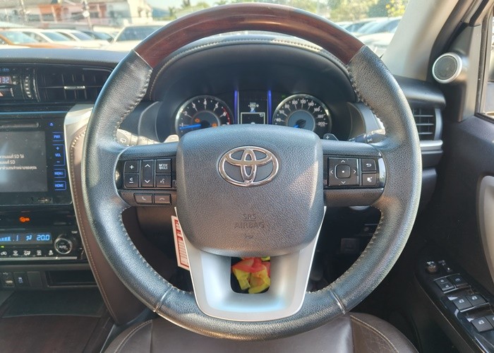 Used 11
                    TOYOTA
                     for Sale Image