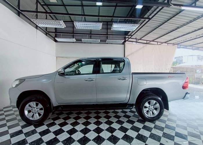 Used 8
                    TOYOTA
                     for Sale Image