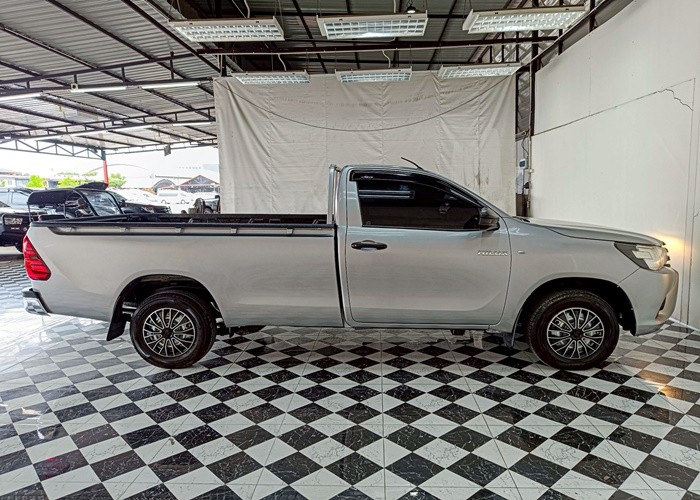 Used 7
                    TOYOTA
                     for Sale Image