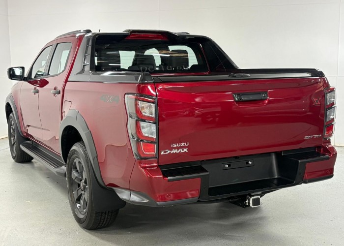 Used 1
                    ISUZU
                     for Sale Image