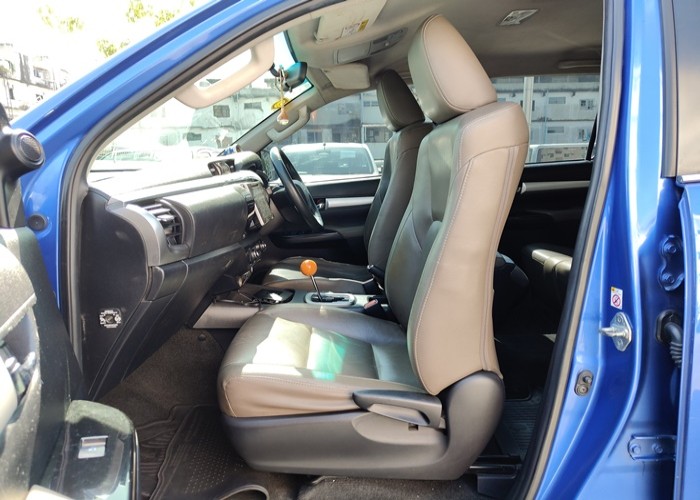 Used 7
                    TOYOTA
                     for Sale Image